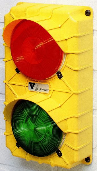 Truck Restraint Traffic Light